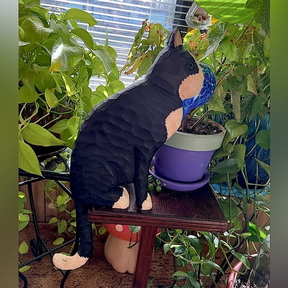 Collectible Carvings hand carved and painted made in the Philippines wooden cat - Picture 2 of 16